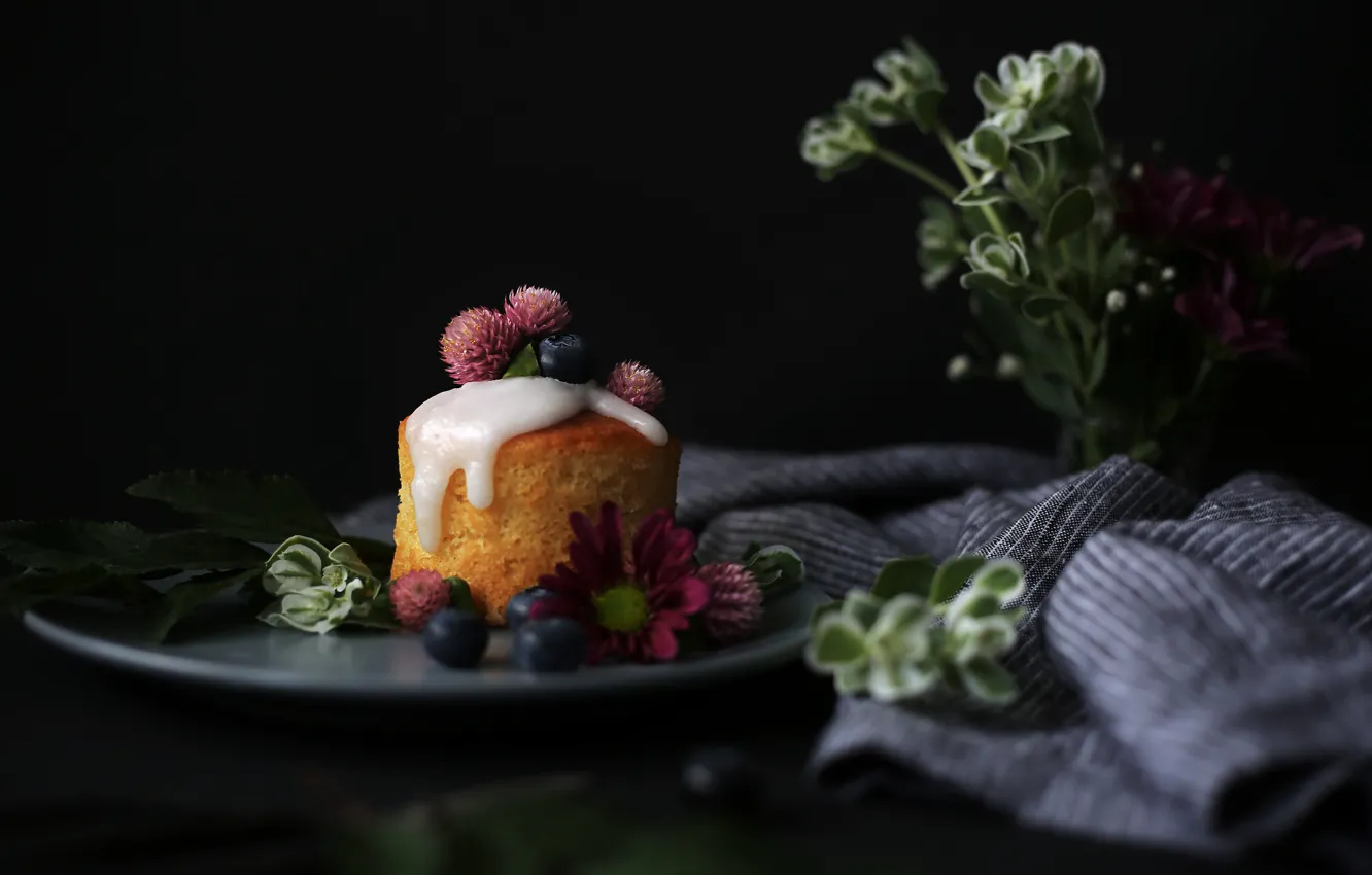 Photo wallpaper flowers, berries, cakes, cupcakes