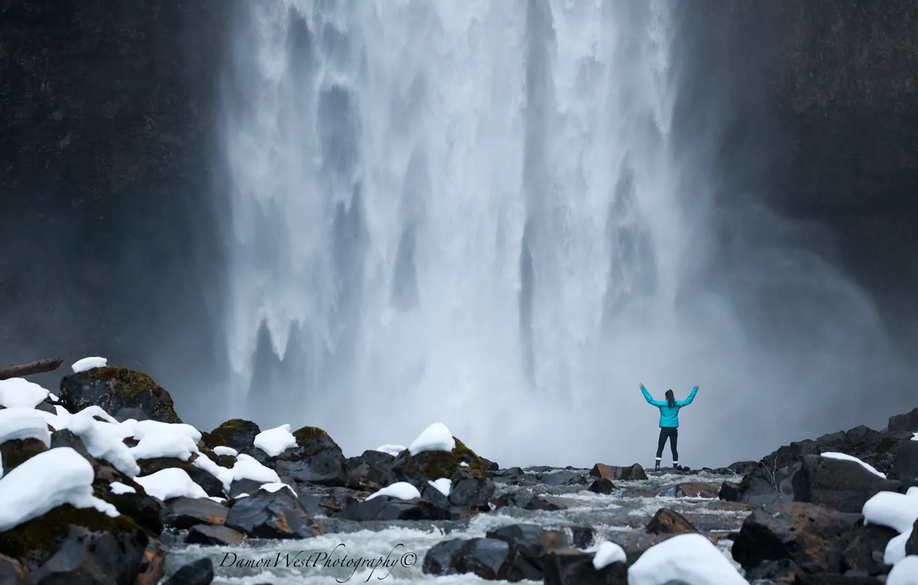 Photo wallpaper girl, snow, rock, stones, waterfall, Canada, Canada, Brandywine Falls