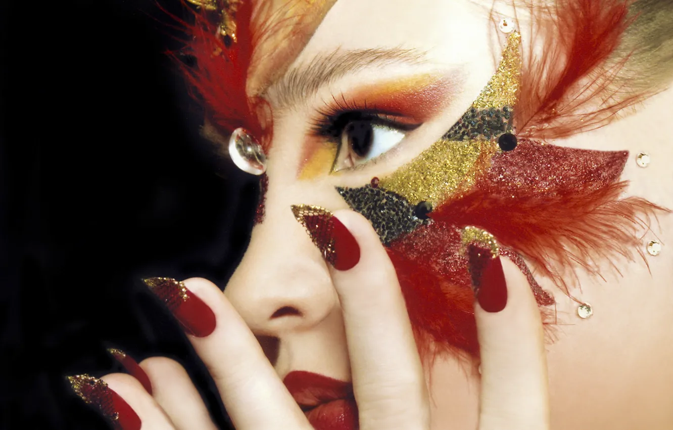 Photo wallpaper look, girl, face, style, hand, feathers, makeup, manicure