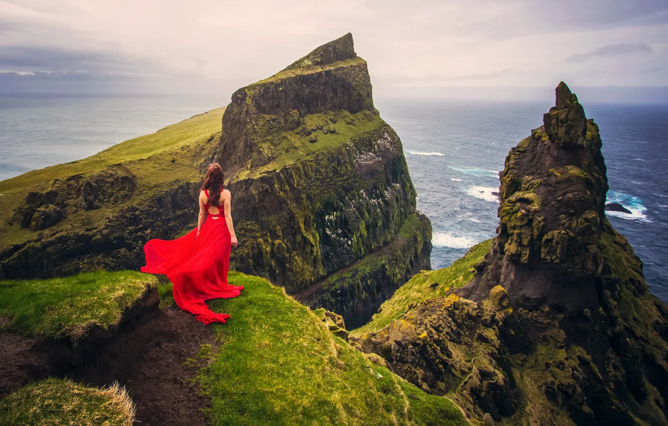 Photo wallpaper sea, girl, mountains