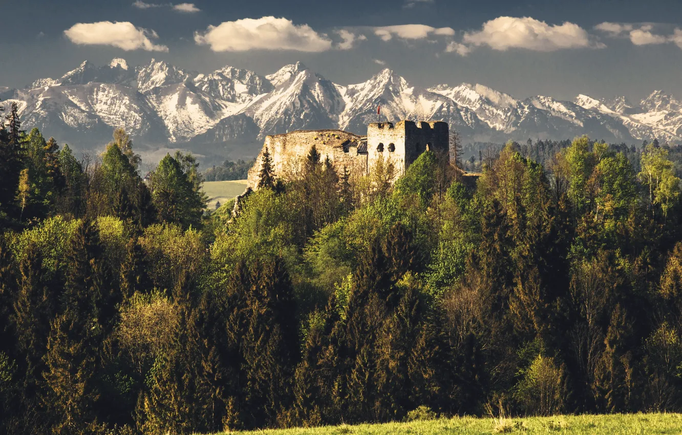 Photo wallpaper landscape, mountains, The Czorsztyn castle