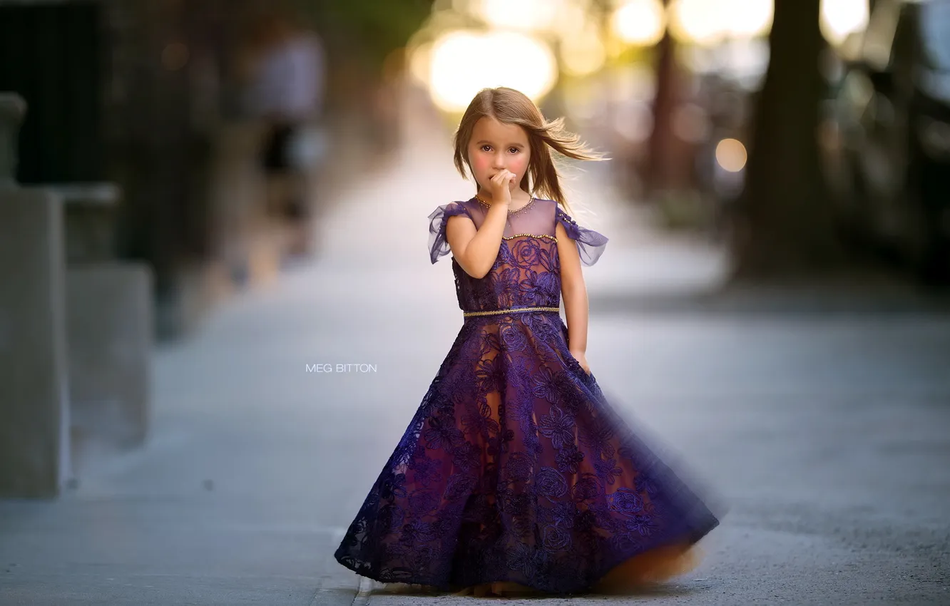 Photo wallpaper look, street, girl