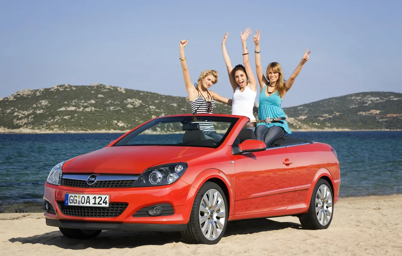 Photo wallpaper auto, beach, look, girls, Girls, Opel, convertible