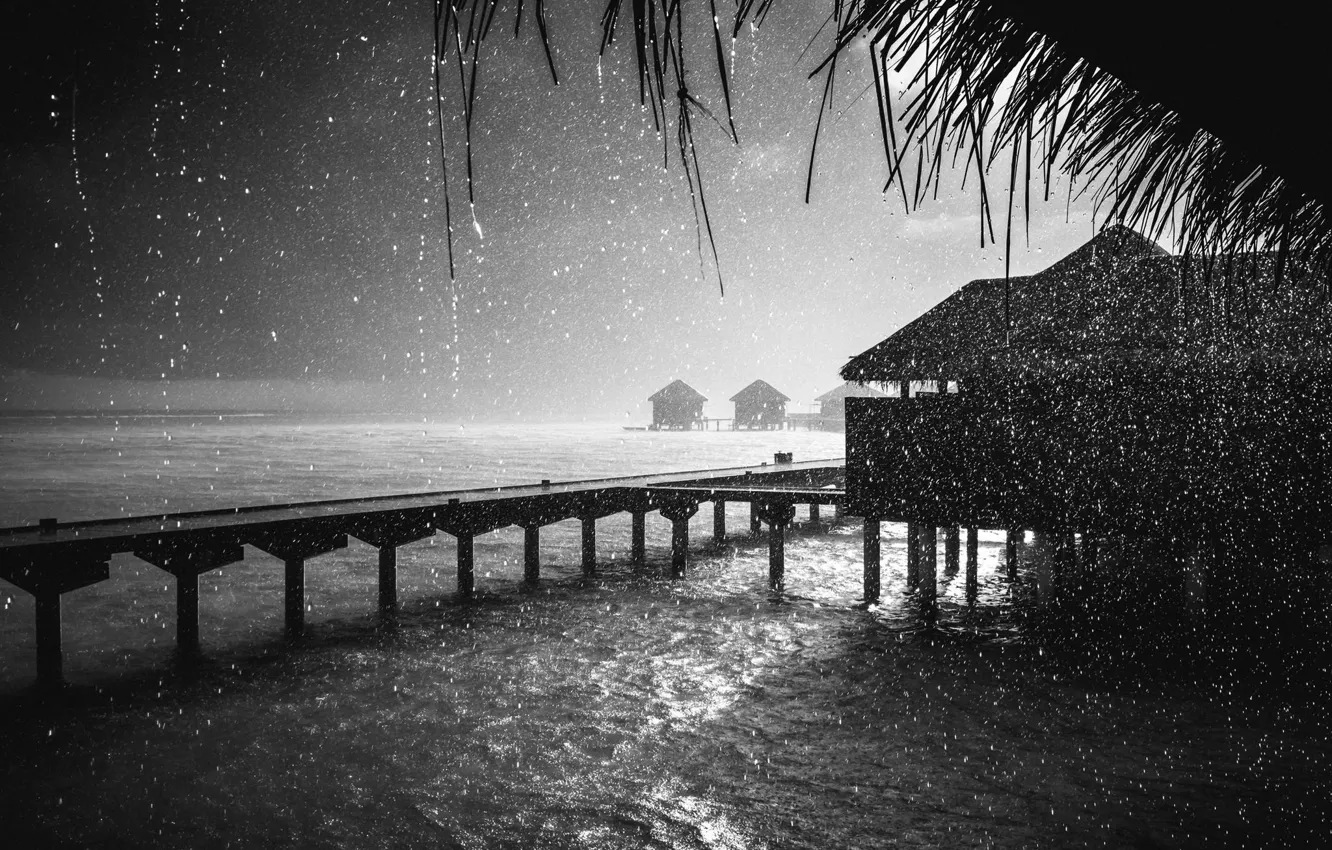 Photo wallpaper night, rain, the ocean, Bungalow, Rain, Maldives, Fuji, Pris