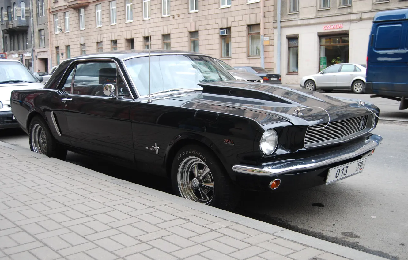Photo wallpaper Ford, Mustang, in St. Petersburg, Rarity