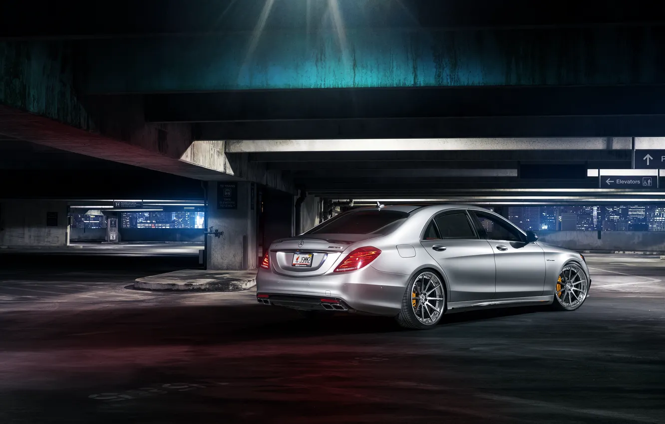 Photo wallpaper Mercedes-Benz, night, rear, parking, S63