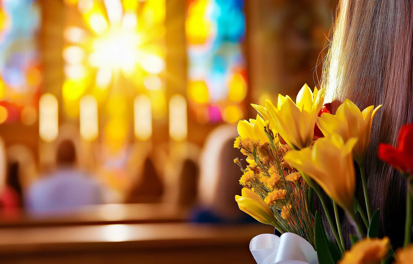 Photo wallpaper girl, the sun, light, flowers, yellow, hair, people, bouquet