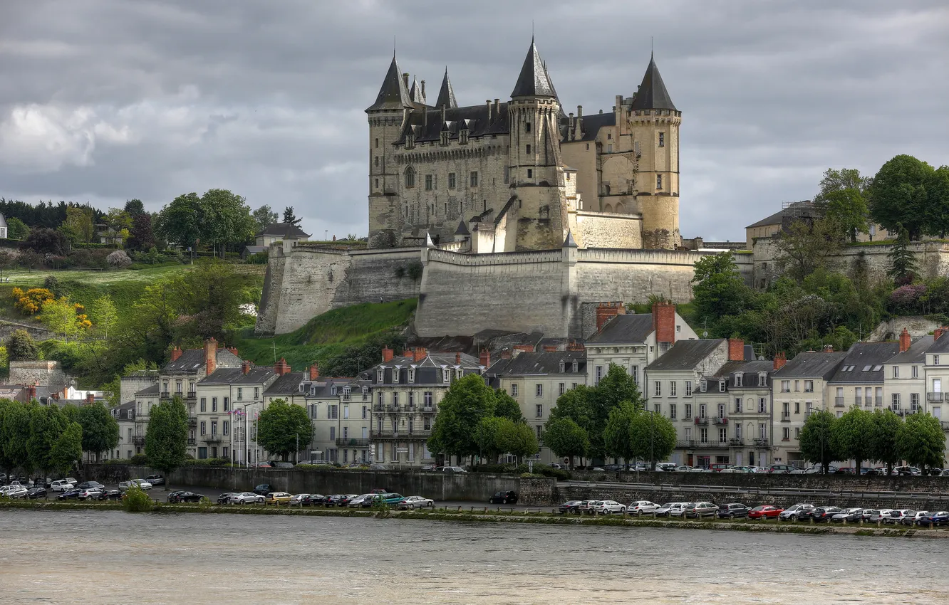 Photo wallpaper auto, machine, France, building, promenade, France, Castle of Saumur, the Loire river