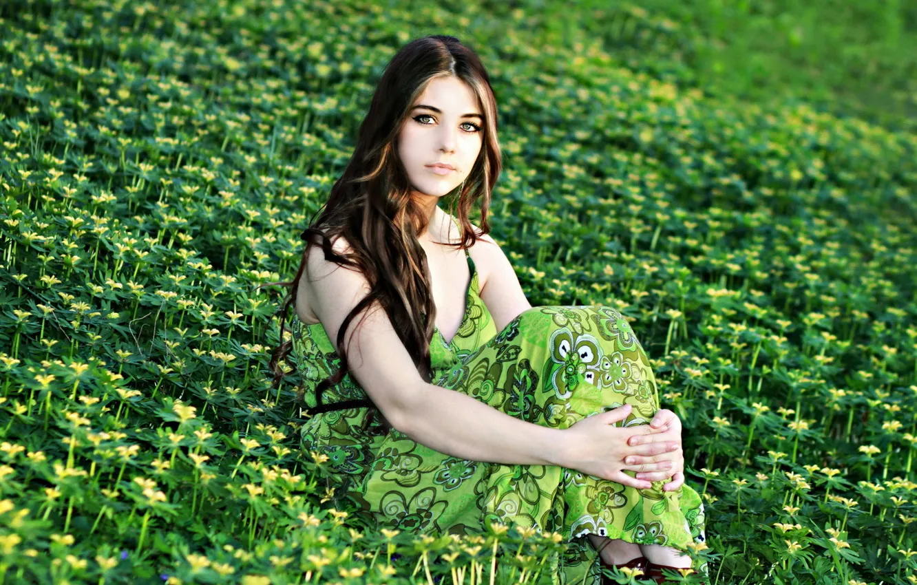 Photo wallpaper field, girl, flowers