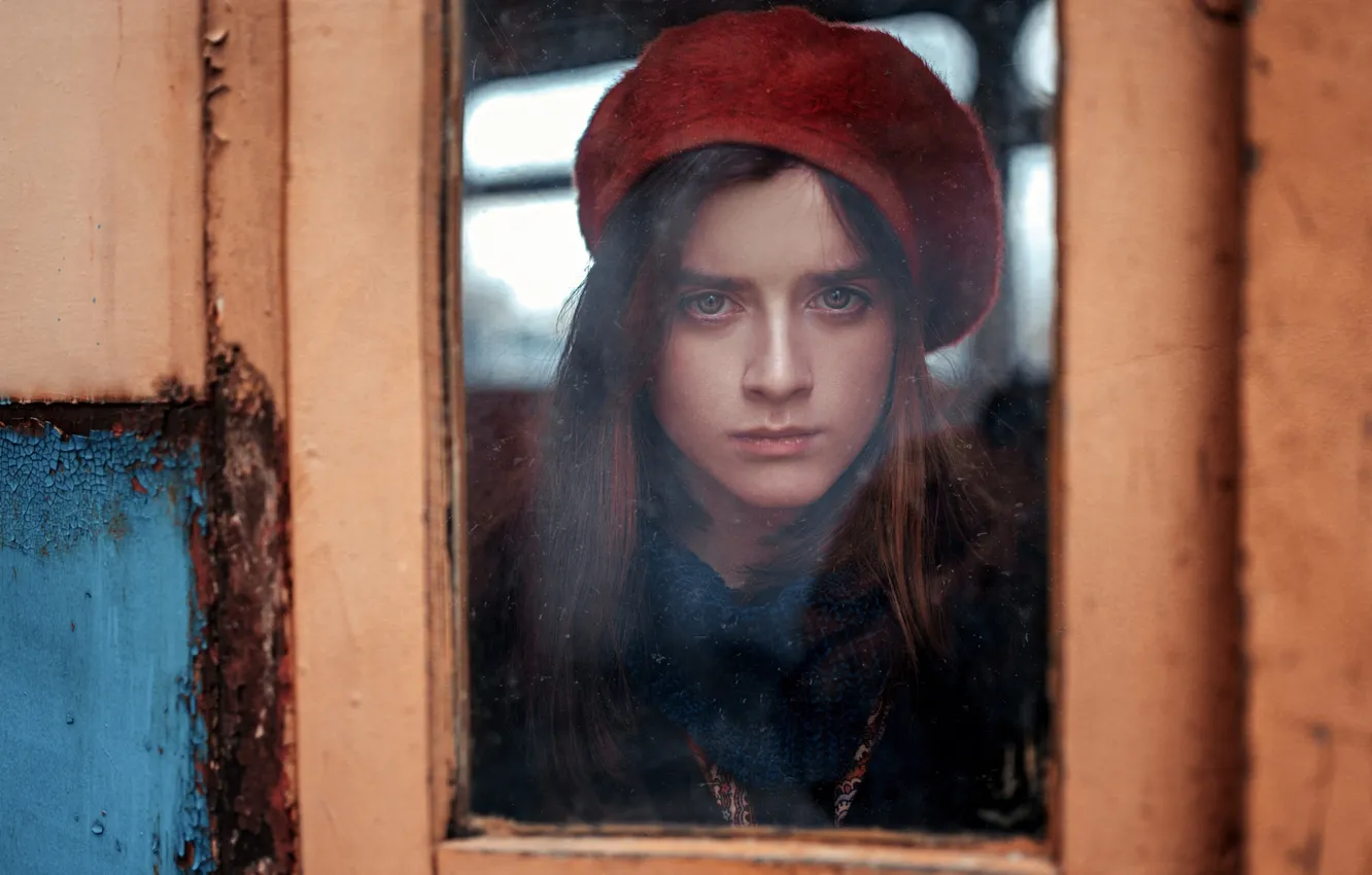 Photo wallpaper Red, Girl, Look, Takes, Coat, Sophia Alexandrov