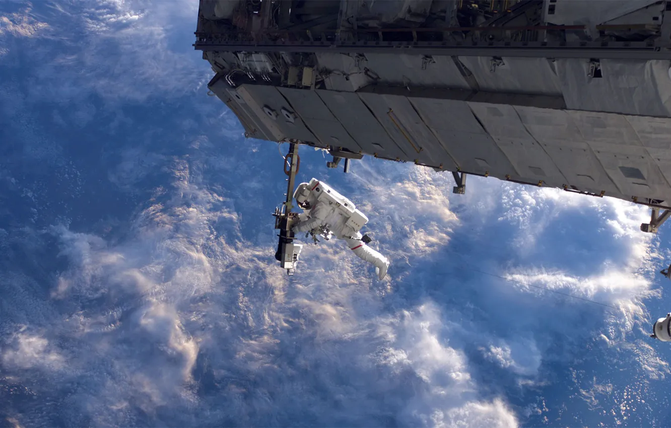 Photo wallpaper ISS, weightlessness, astronaut, spacewalk