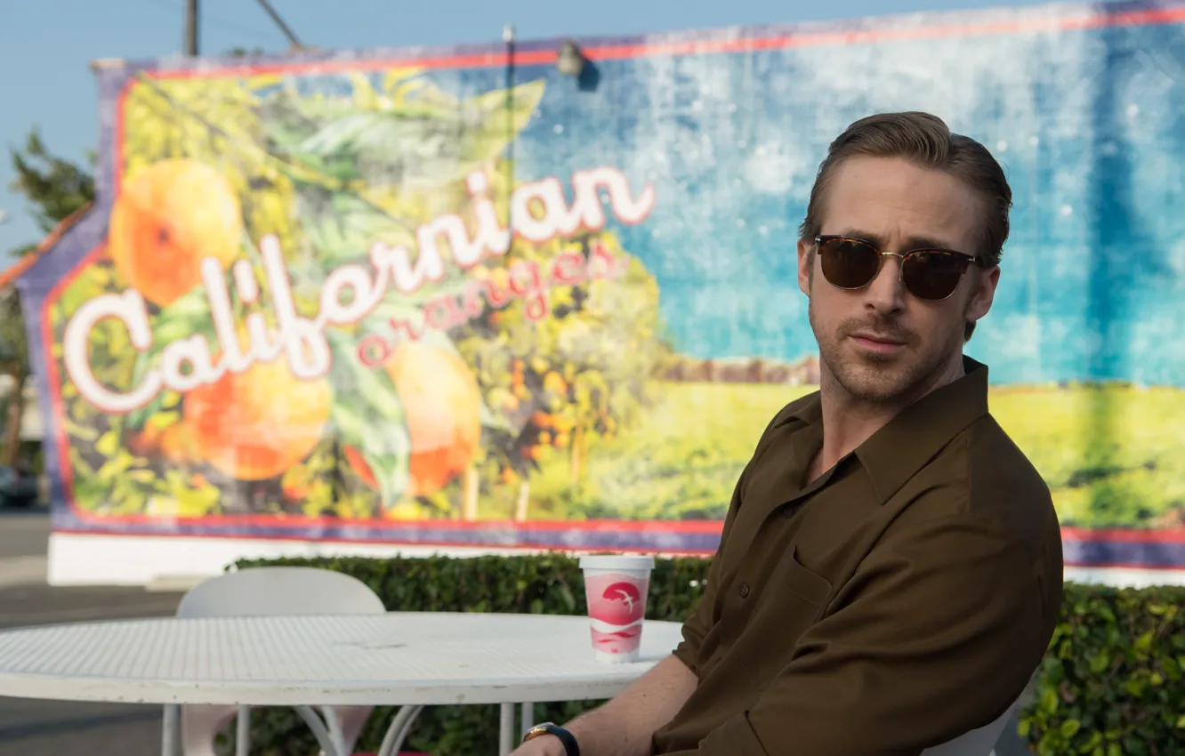 Photo wallpaper frame, glasses, shirt, Cup, romance, table, Ryan Gosling, Ryan Gosling