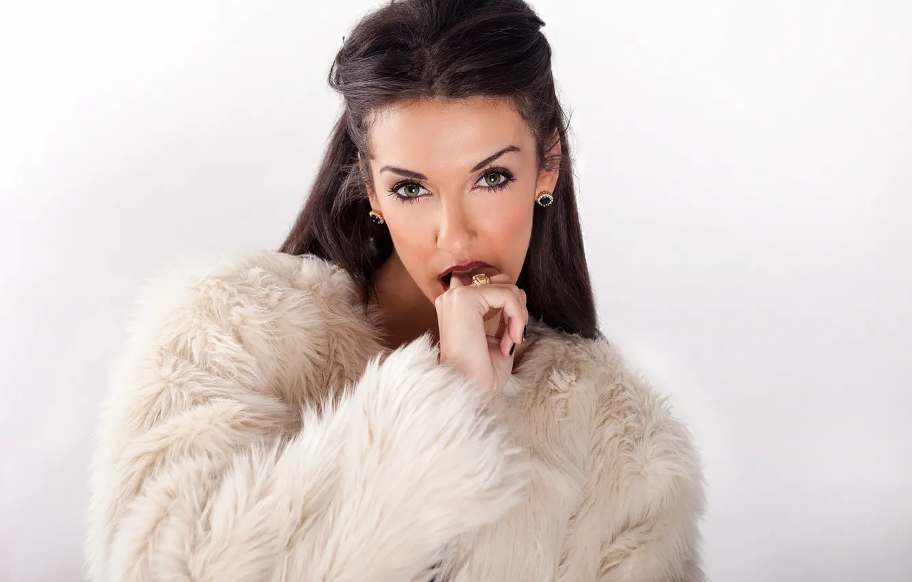 Photo wallpaper look, decoration, pose, model, portrait, makeup, hairstyle, white background