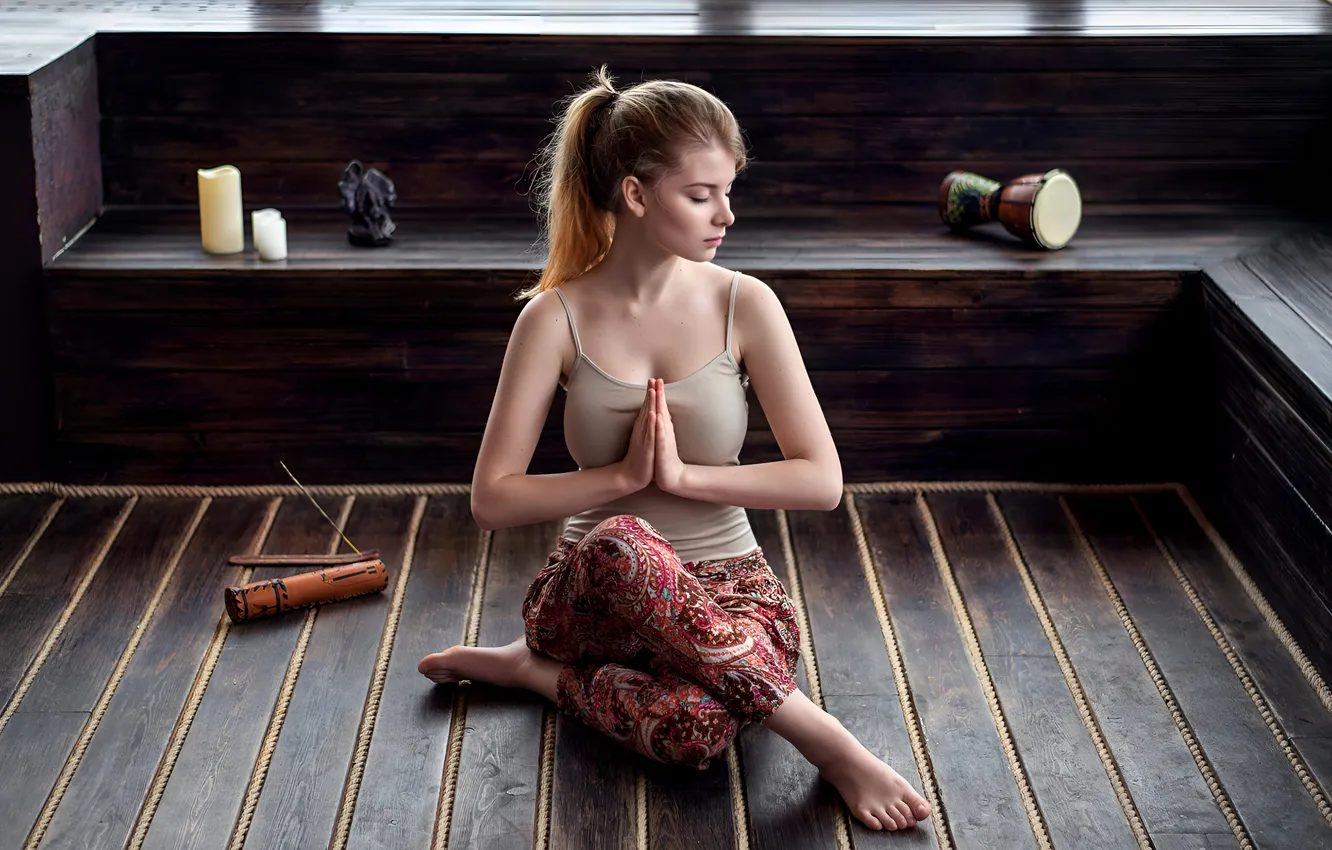 Photo wallpaper girl, pose, hands, items