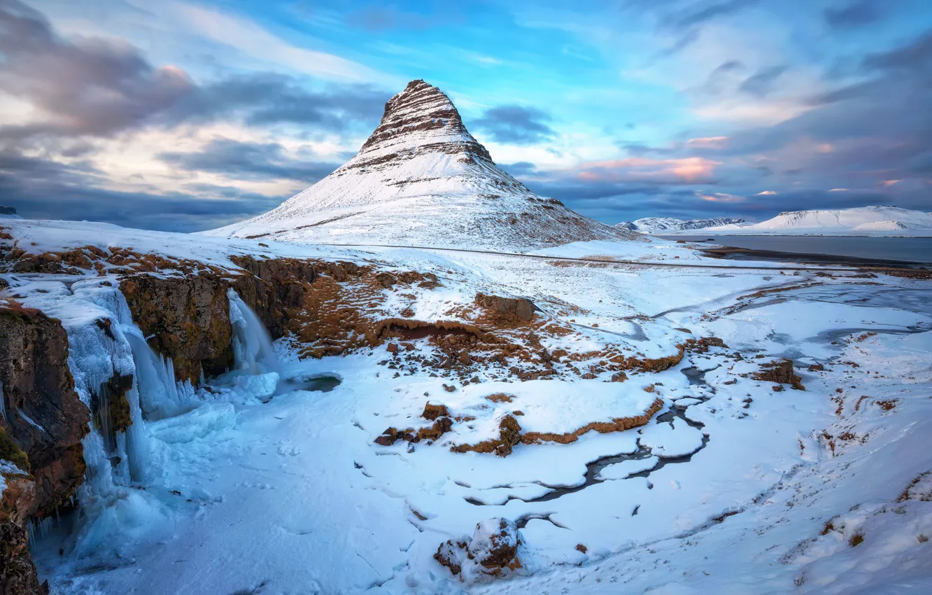 Photo wallpaper Iceland, Iceland, Kirkjufell