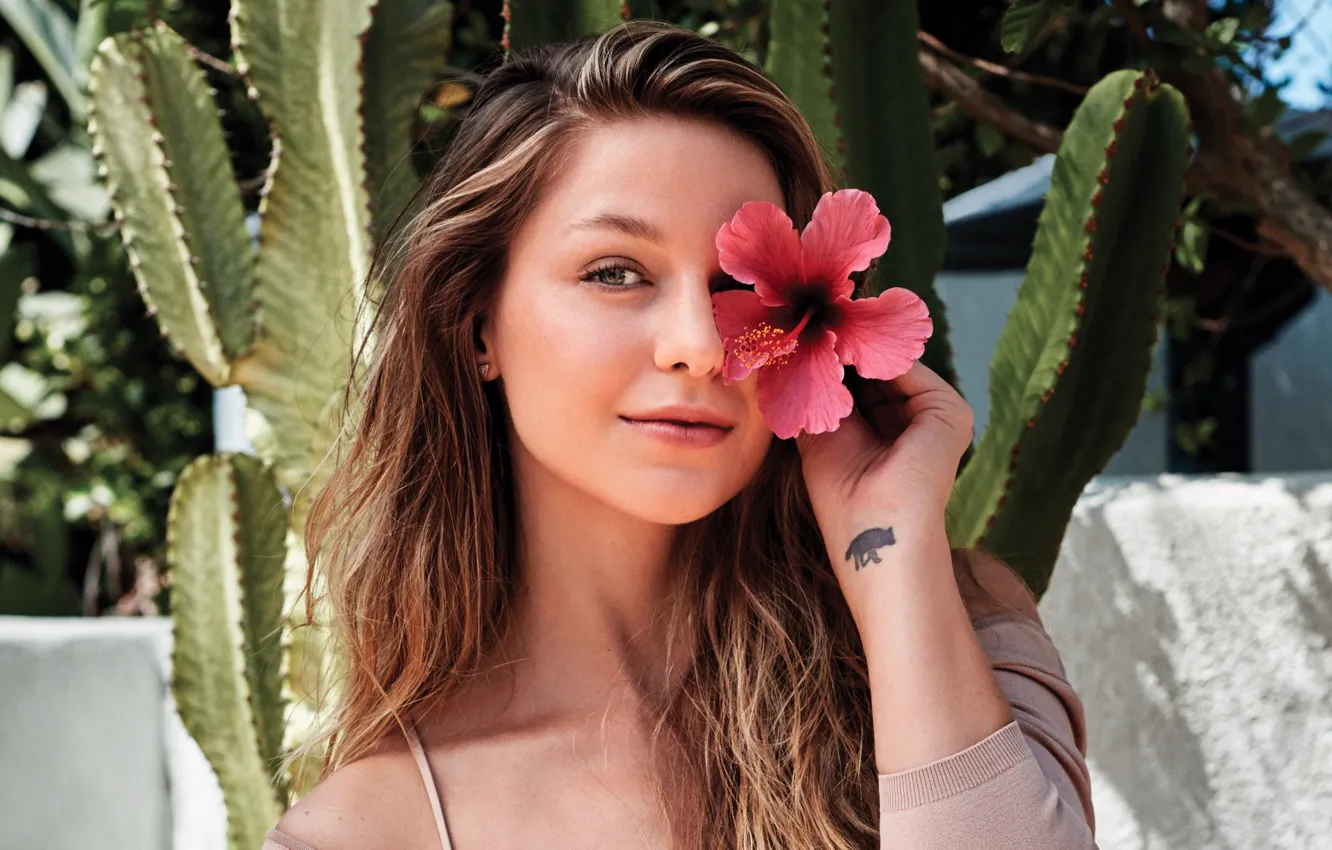 Photo wallpaper girl, flowers, smile, cactus, tattoo, hibiscus, Melissa Benoist