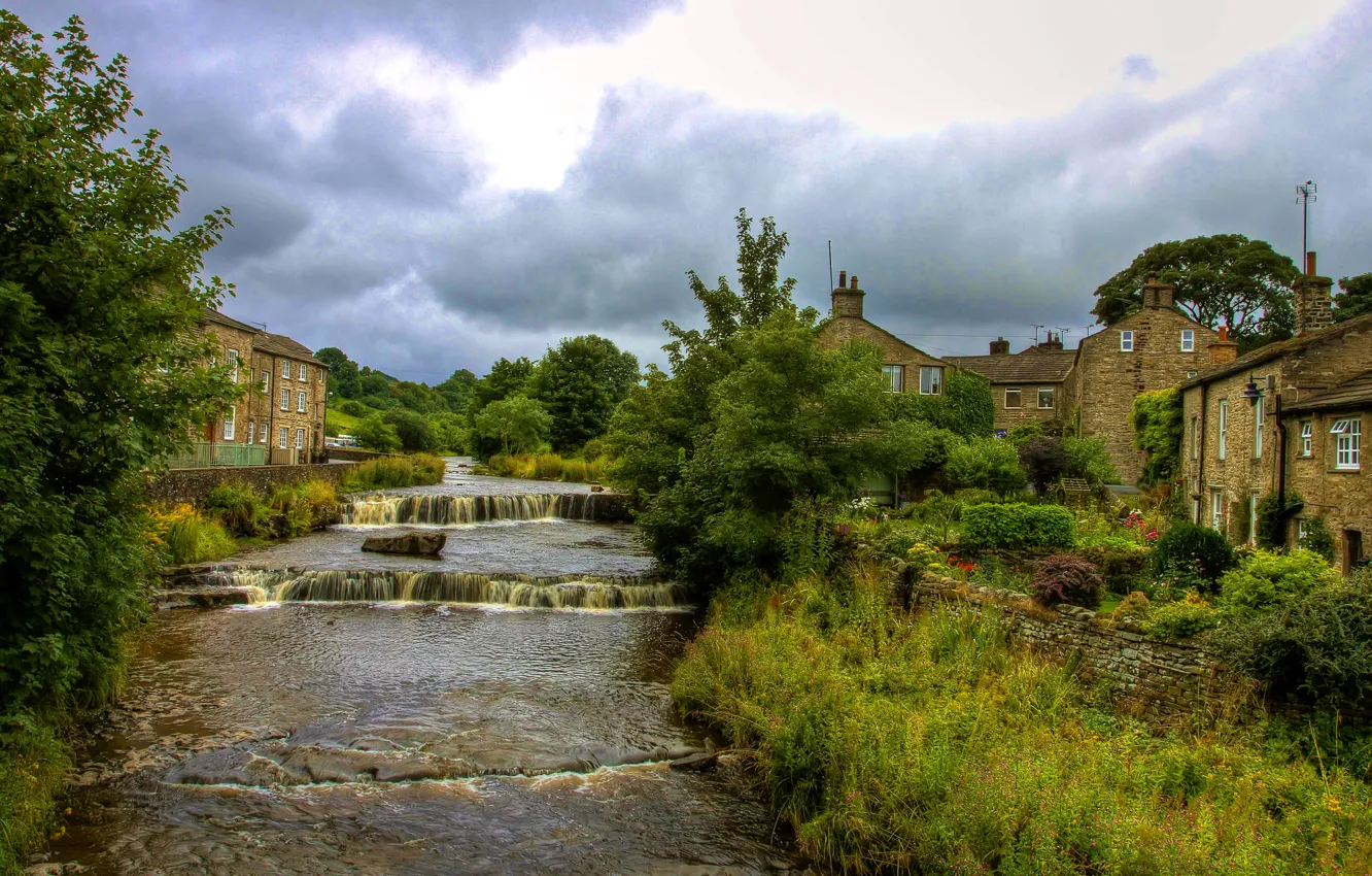 Photo wallpaper the sky, trees, clouds, river, England, home, town, cascade