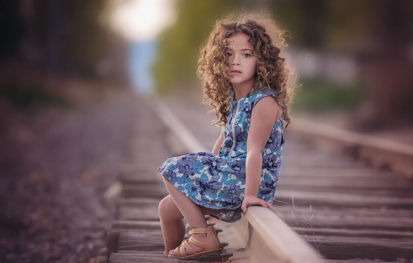Photo wallpaper road, children, face, hair, rails, dress, girl, curls