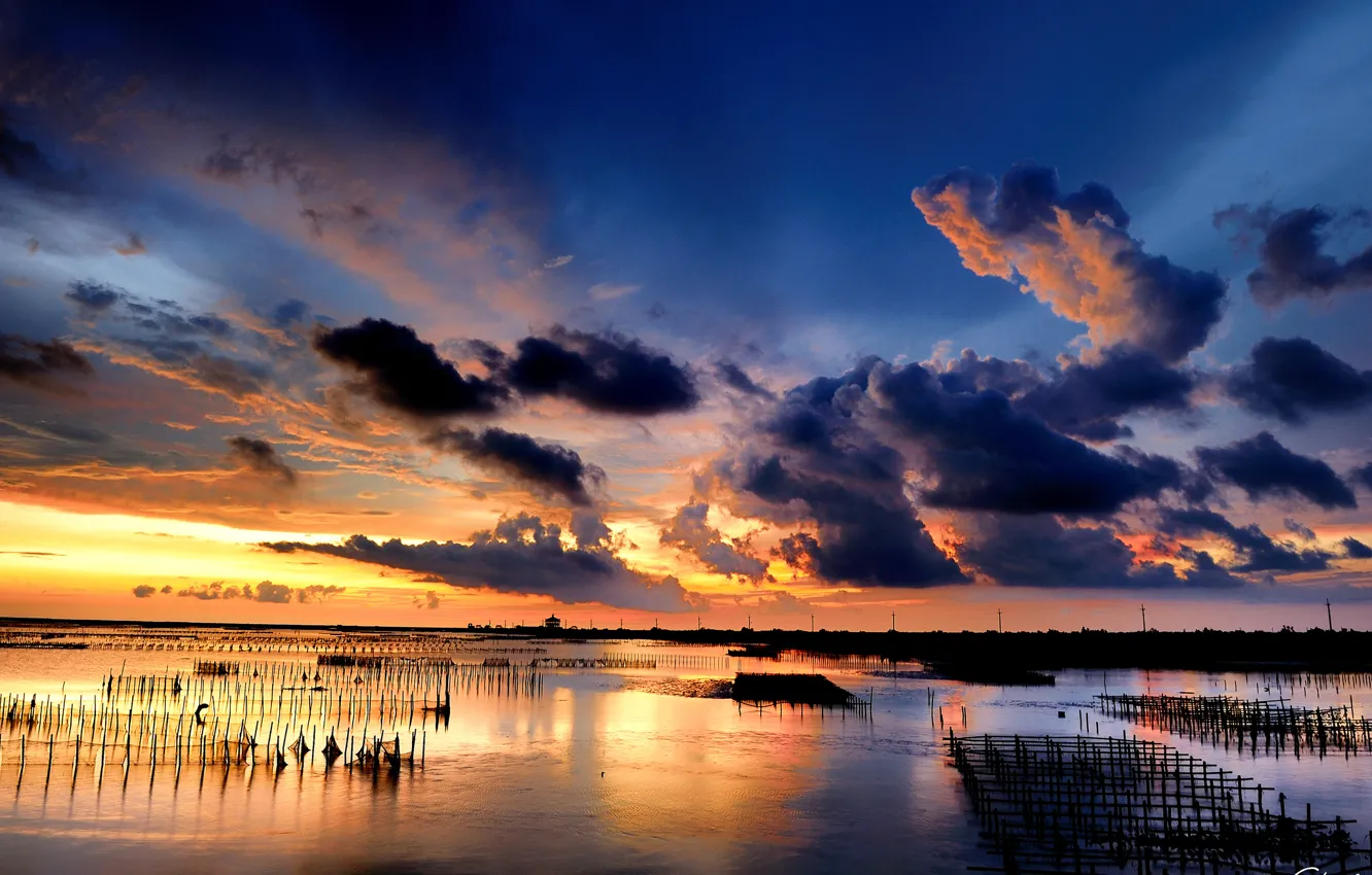 Photo wallpaper sea, clouds, sunset, clouds, columns, mesh