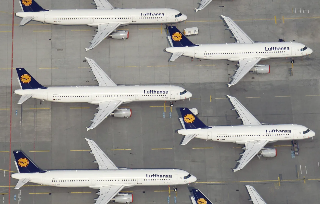 Photo wallpaper Aircraft, Liner, Board, Airport, Lufthansa, Airbus, Aircraft, Airbus A321