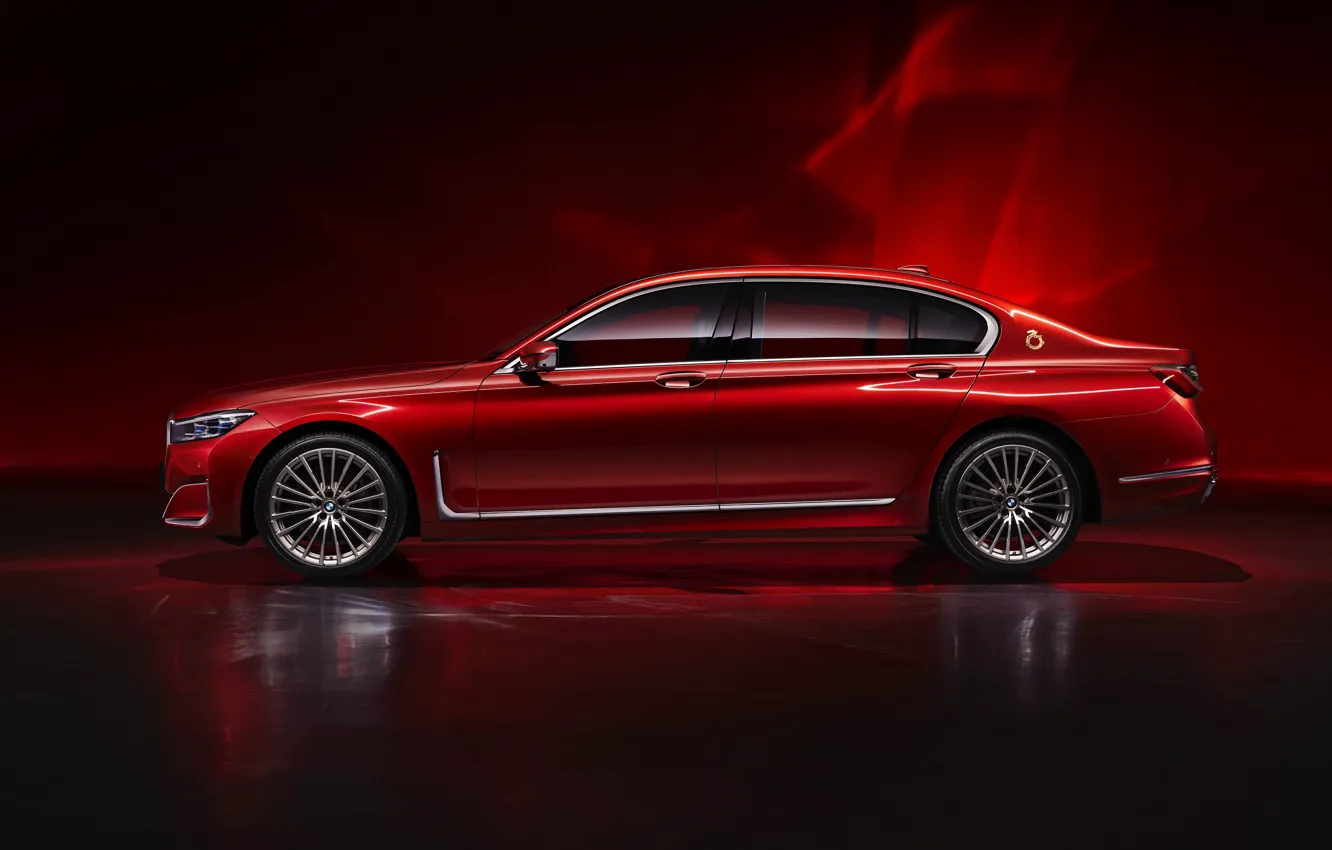 Photo wallpaper BMW, sedan, side view, G12, 7, 7-series, 2019, Radiant Cadenza Immaculate Edition
