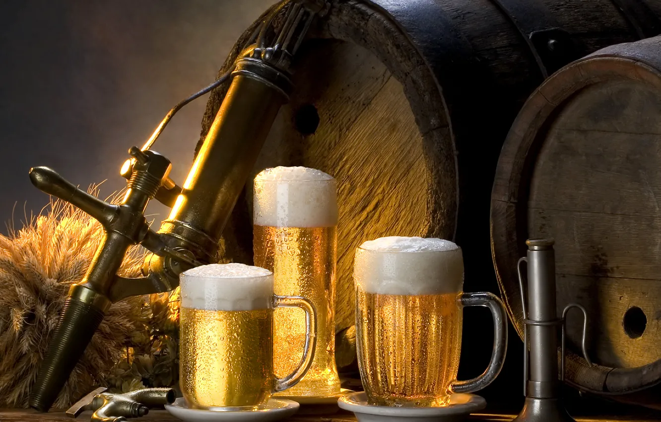 Photo wallpaper foam, glass, beer, drink, twilight, barrel, cold beer