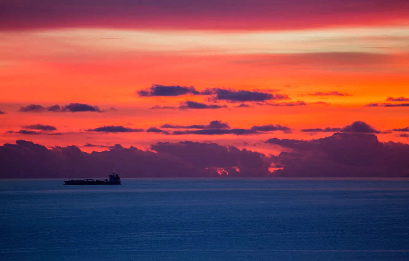 Photo wallpaper twilight, sea, ocean, seascape, clouds, dusk, ship, horizon