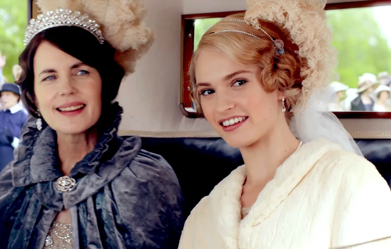Photo wallpaper the series, drama, characters, actress, Lily James, Downton Abbey, Cora Grantham, Elizabeth McGovern