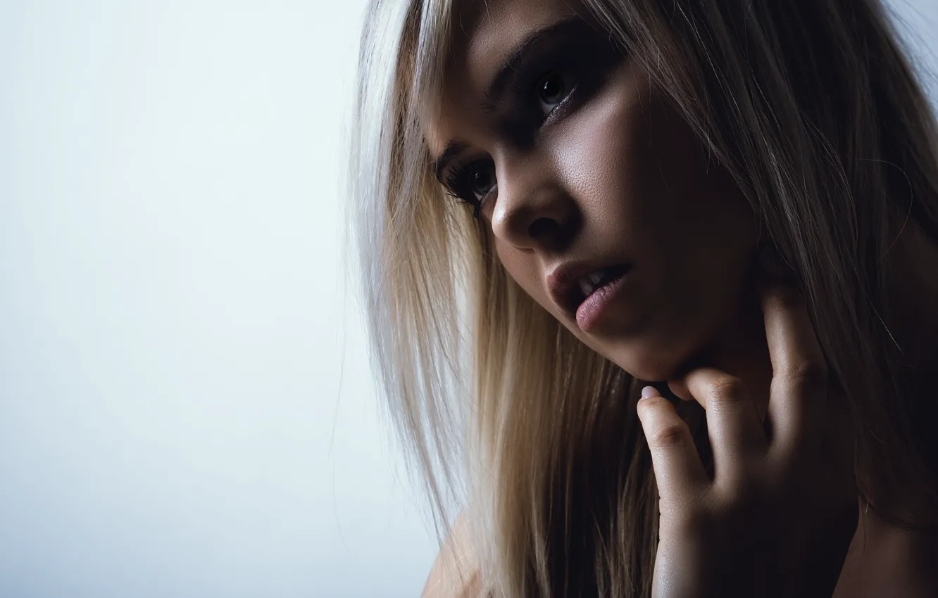 Photo wallpaper look, girl, face, portrait