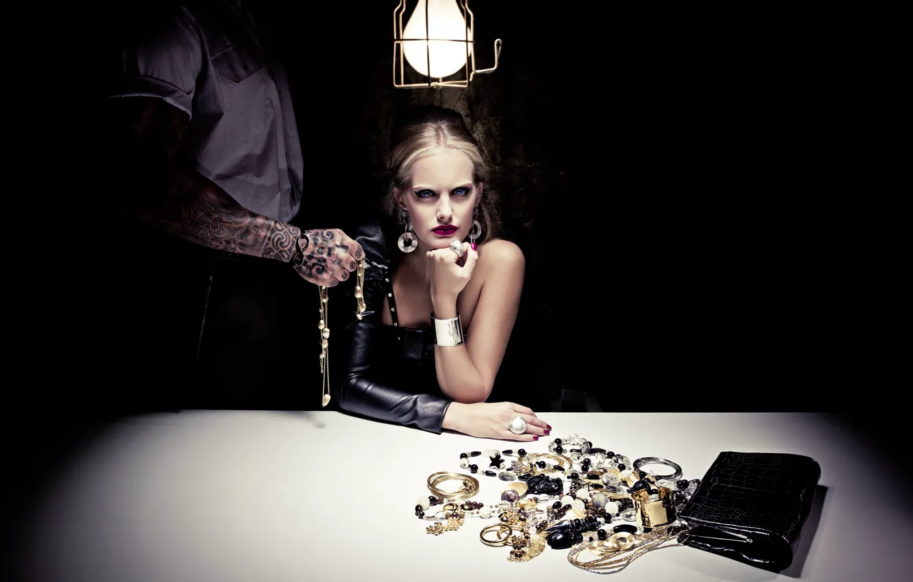 Photo wallpaper girl, decoration, lamp, tattoo, blonde, jewelry, gang, bracelets