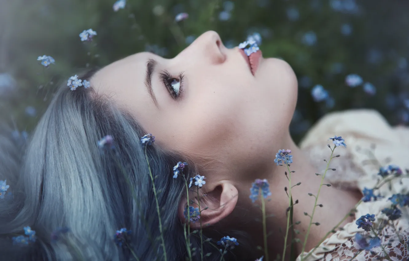 Photo wallpaper eyes, look, girl, flowers, close-up, nature, face, background