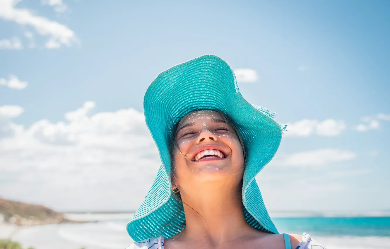 Photo wallpaper girl, summer, beach, hat, smile, joy, sunny