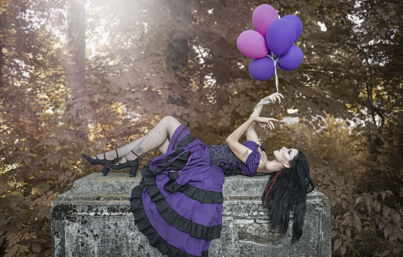 Photo wallpaper girl, background, balls