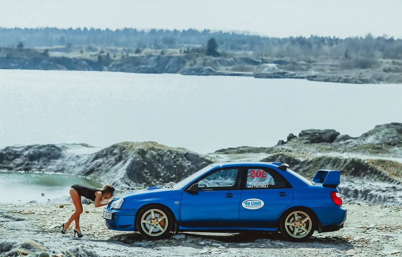 Photo wallpaper auto, erotic, water, Subaru, beautiful girl, kissing the machine