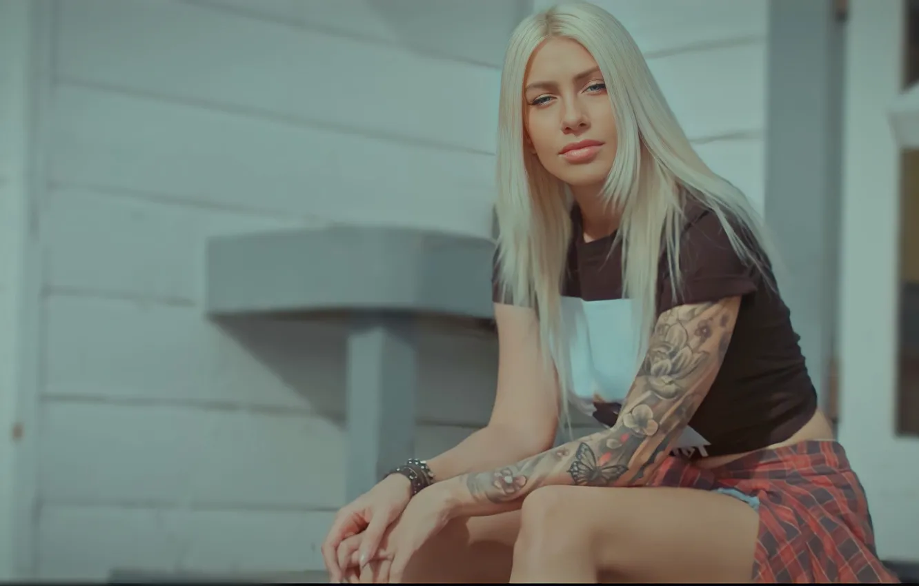 Photo wallpaper girl, eyes, California, model, pretty, tattoo, blonde, pose