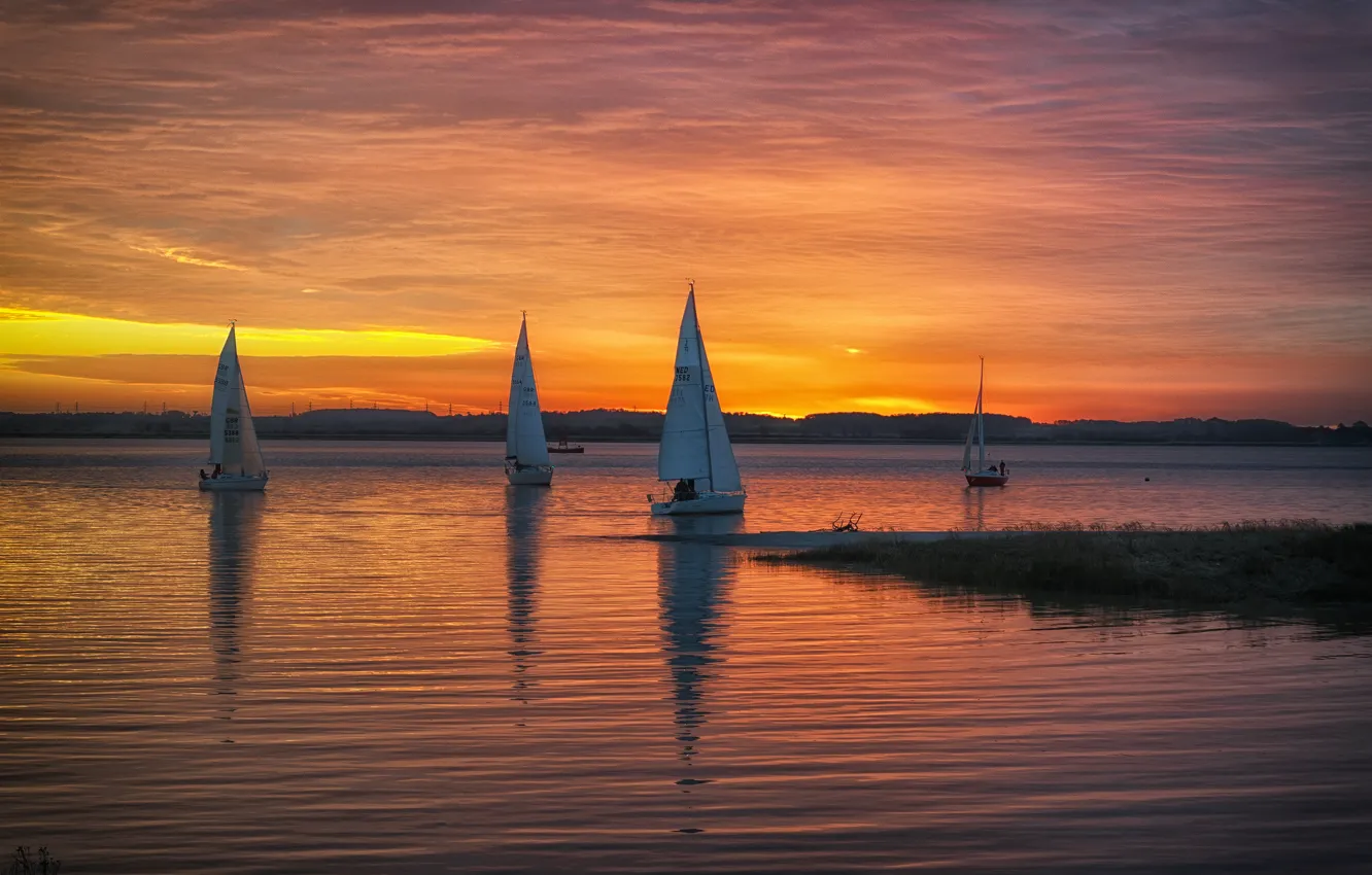 Photo wallpaper sunset, lake, sailboats