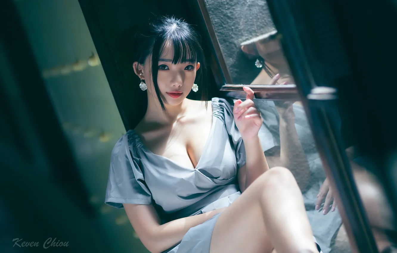 Photo wallpaper look, pose, model, portrait, makeup, dress, brunette, hairstyle