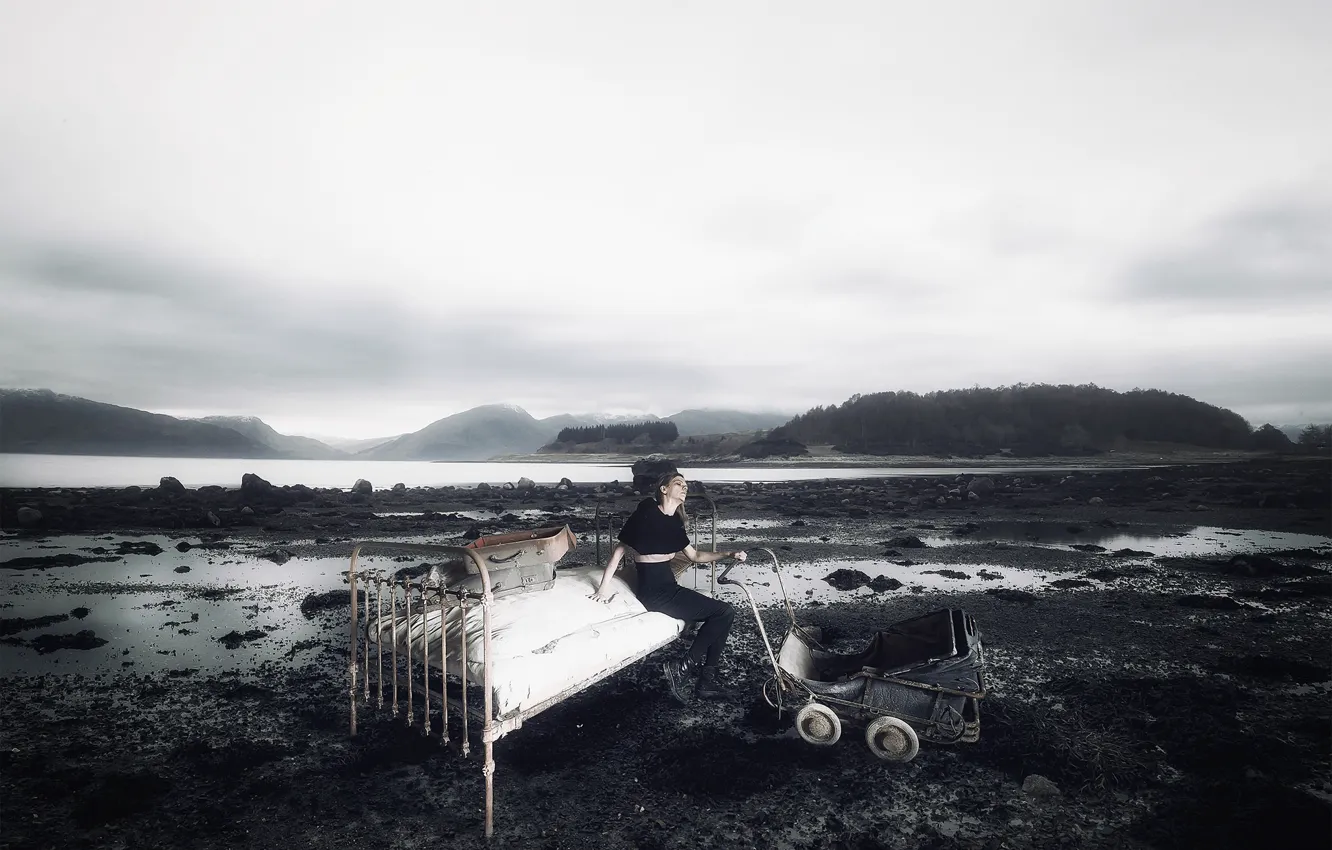 Photo wallpaper girl, bed, stroller