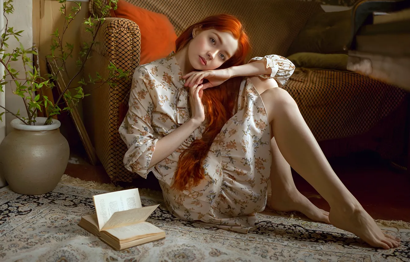 Photo wallpaper girl, sofa, hands, book, red