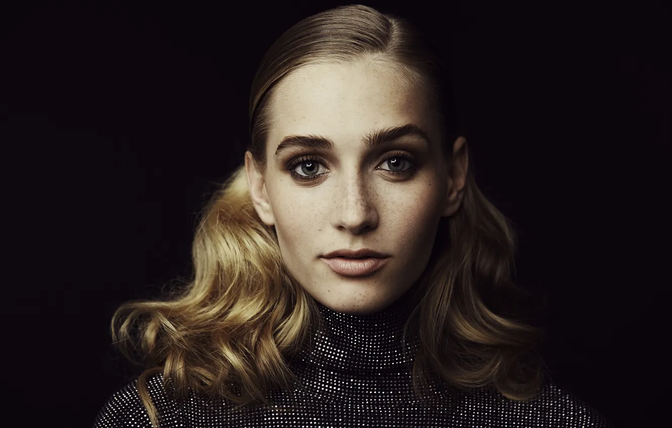 Photo wallpaper look, girl, face, freckles, Tessa Antifave