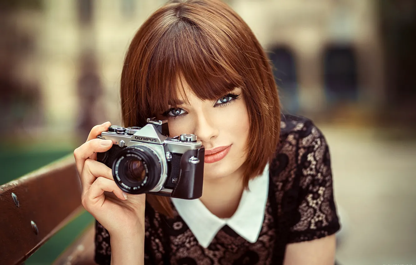 Photo wallpaper look, bench, background, portrait, makeup, hairstyle, the camera, brown hair
