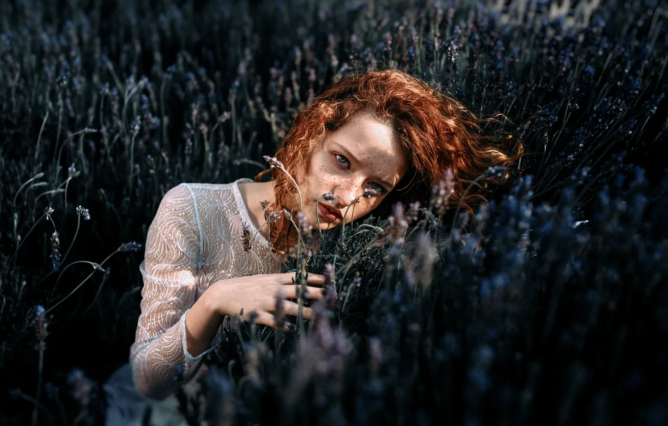 Photo wallpaper grass, girl, face, hair