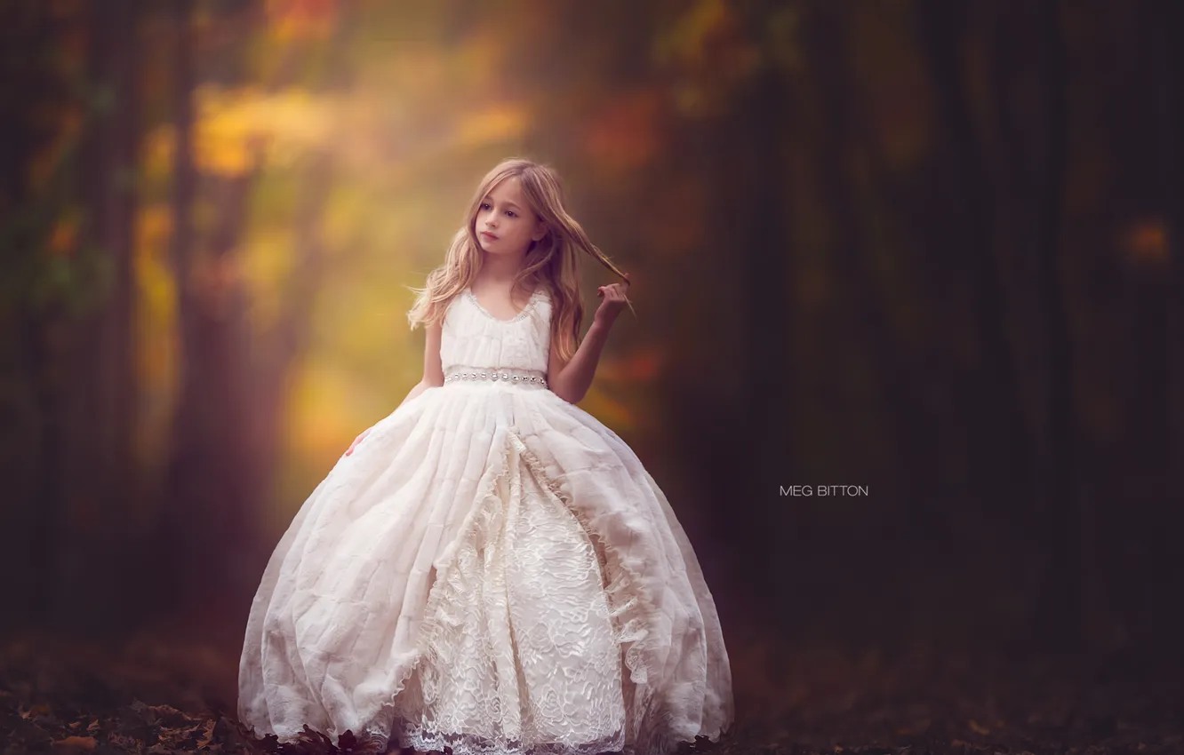 Photo wallpaper forest, nature, girl