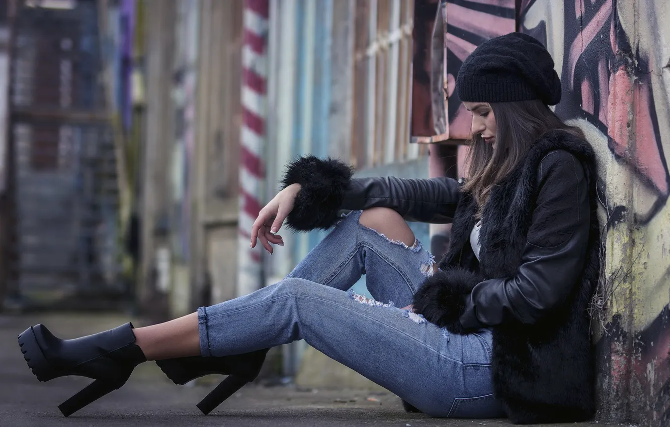 Photo wallpaper girl, the city, street