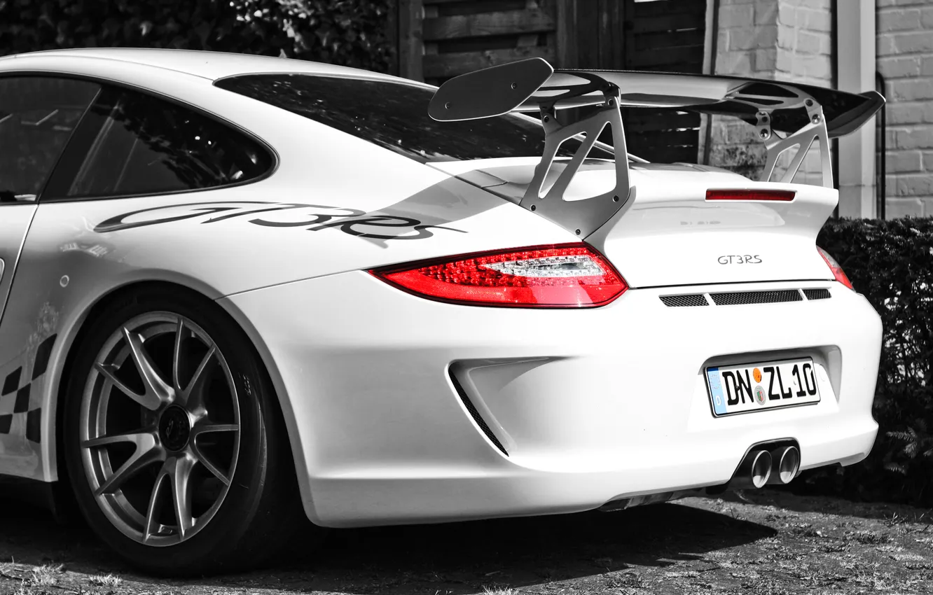 Photo wallpaper Parking, Parking, white, cars, auto, wallpapers, the view from the back, wallpapers auto