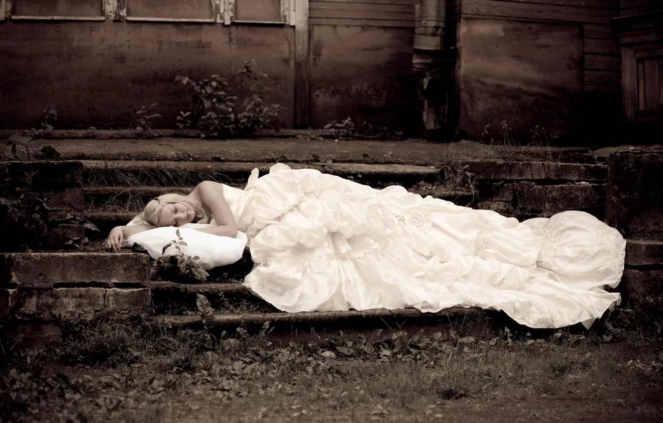 Photo wallpaper girl, sleep, home, dress, blonde, ladder