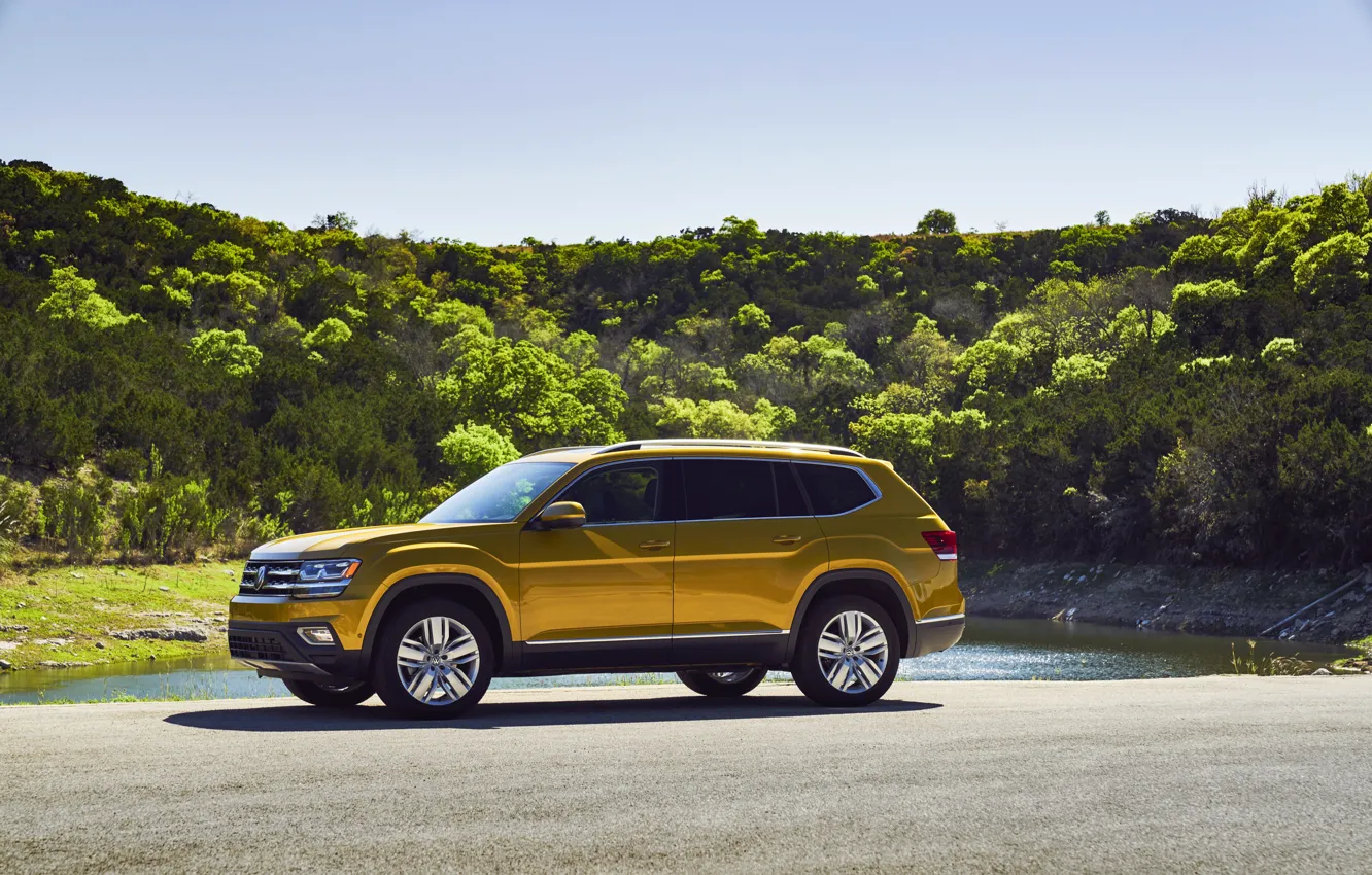 Photo wallpaper forest, yellow, Volkswagen, pond, Atlas, 2017