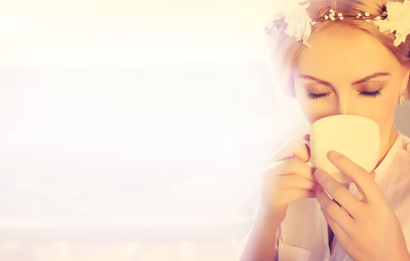 Photo wallpaper girl, blonde, Cup