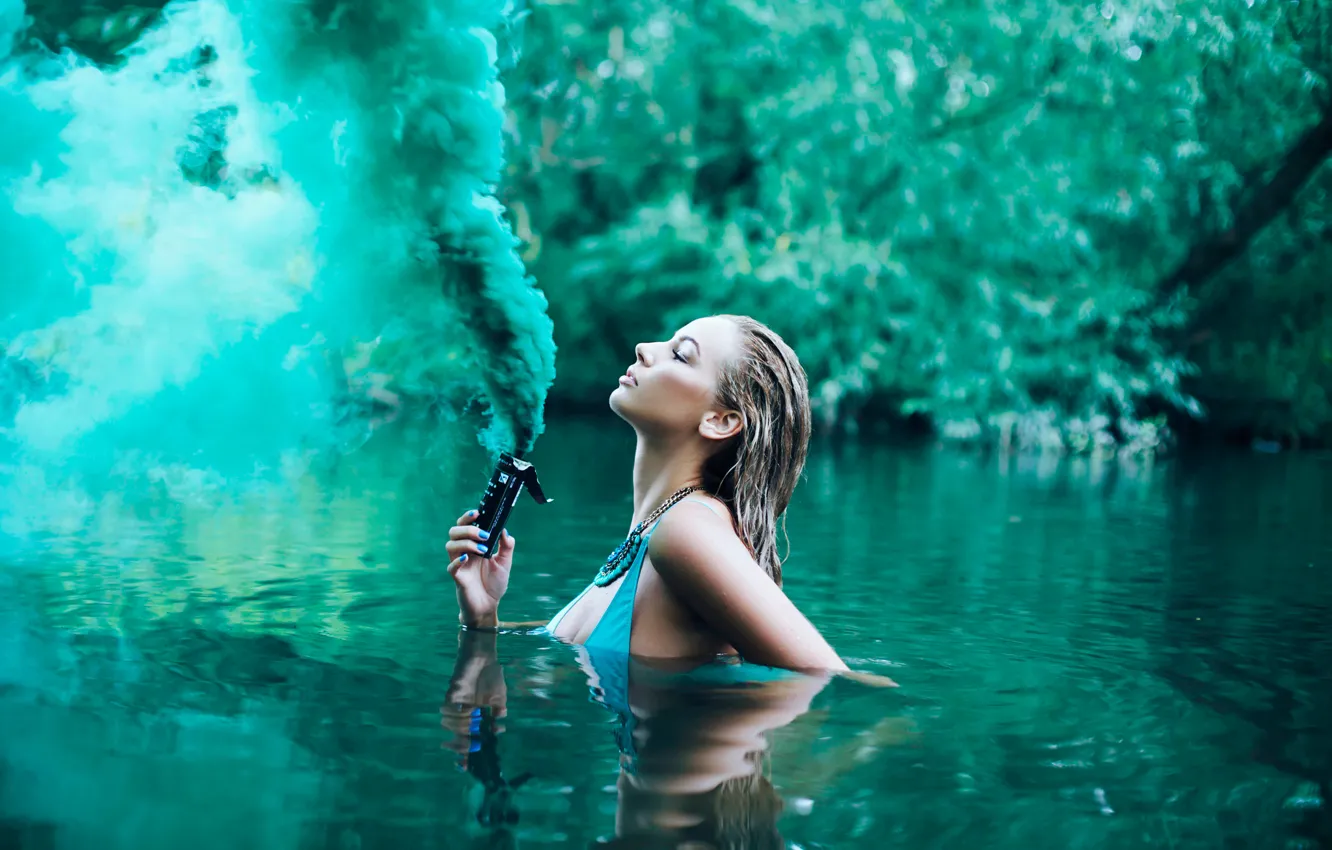 Photo wallpaper girl, river, smoke, in the water