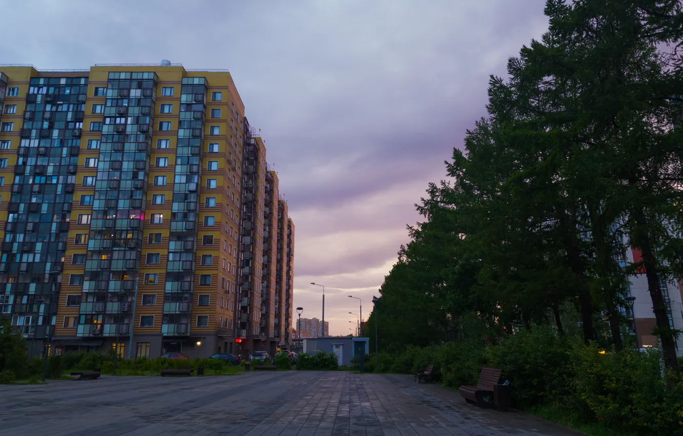 Photo wallpaper the sky, trees, clouds, the city, building, home, the evening, shop